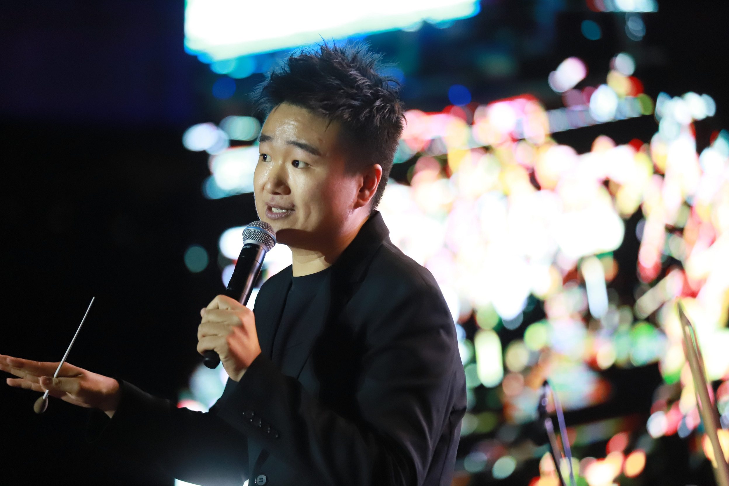 8e9e0a56757dded2b5fa8f47ca095cf0-1